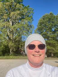 Interval run around the circle park