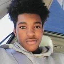 Charged as adult for manslaughter shooting, teen oversleeps court start