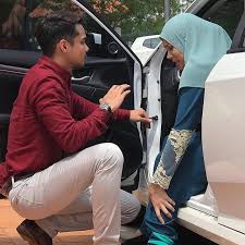 Download permulaan hubungan athea dan hazran tidak pernah aman. Tak Ada Cinta Sepertimu