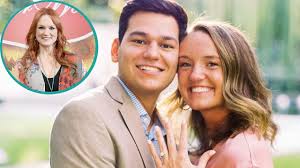 The food network personality ree drummond's daughter alex, 23, is engaged! Ree Drummond S Daughter Alex Engaged Youtube