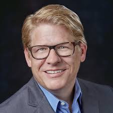 Albert Lobo's Instagram, Twitter & Facebook