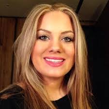 Courtney Lemons's Instagram, Twitter & Facebook