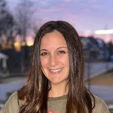 Sonja Crozier's Instagram, Twitter & Facebook