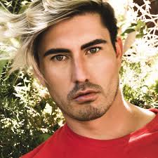 Felipe Carrasco Hair & Makeup Artist