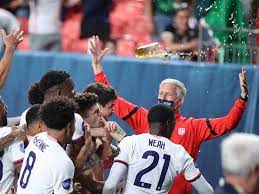 As the united states prepares for another edition of their bitter rivalry with mexico on friday (7 p.m. Us Soccer Star Silences Mexican Fans As Beer Is Hurled At His Head