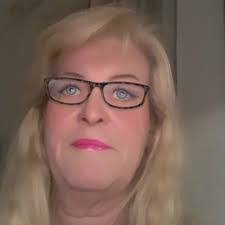 Angela Sager's Instagram, Twitter & Facebook