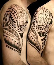 Polynesische Maori Tattoos Bedeutung Der Tribalsmotive Und Muster Tatuaggi Maori Tatuaggi Idee Per Tatuaggi