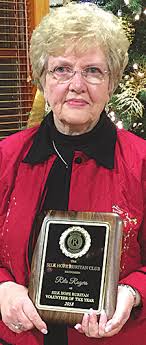 Students lend help during holidays