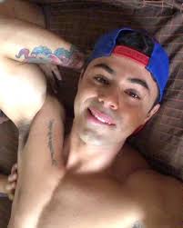 A dormir que el día estuvo pesado! Donde nos vieron @enamorandonostv o  @blablashow.tv ?