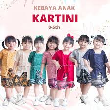 Hobinya adalah membaca, nonton, dan segala sesuatu yang berkaitan dengan seni. Harga Kebaya Bayi Anak Setelan Anak Terbaik Juli 2021 Shopee Indonesia