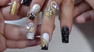 Descubre la mejor forma de comprar online. Unas Acrilicas Blanco Negro Dorado Y Foil Youtube