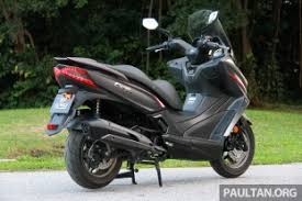 Malaysian version of kymco x town, kymco xtown in other countries is available in 125cc and 300cc. Tunggang Uji Modenas Elegan 250 Prestasi Dan Keselesaan Untuk Perjalanan Jauh Berbaloi Dimiliki Paultan Org