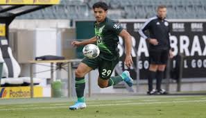 وشهدت القائمة تواجد رمضان صبحي لاعب فريق بيراميدز، وطاهر محمد طاهر لاعب الأهلي. ÙÙˆÙ„ÙØ³Ø¨ÙˆØ±Ø¬ ÙŠÙˆØ¶Ø­ Ù„Ù€ Ø§Ù„Ø¹ÙŠÙ† Ø§Ù„Ø±ÙŠØ§Ø¶ÙŠØ© Ù‡Ù„ ÙŠØ±Ø­Ù„ Ø§Ù„Ù…ØµØ±ÙŠ Ù…Ø±Ù…ÙˆØ´ Ø±ØºÙ… Ø§Ù„ØªØ¬Ø¯ÙŠØ¯