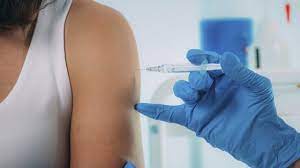 Una vacuna es una preparación destinada a generar inmunidad adquirida contra una enfermedad, mediante la estimulación de la producción de anticuerpos. Vacuna Contra La Covid 19 5 Razones Por Las Que Los Contagios De Coronavirus Pueden Seguir Aumentando Aunque Se Avance En La Vacunacion Bbc News Mundo