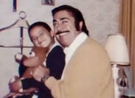 Recuerdos de oro El querido Luis Aguilar junto a su hijo Luis Aguilar  Doblado. El hijo que tuvo junto a su esposa Rosario Gálvez. #CineMexicano # LuisAguilar #epocadeoro #cinedeoromexicano #rancheras