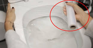 Verstopfte Toilette Mit Einem Trick Bekommen Sie Jedes Rohr Ohne Burste Frei Praxistipps Verstopfte Toilette Tipps Toilette