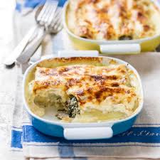 Cannellonis Aux Epinards Ricotta Noix Et Jambon Recette En 2020 Cannelloni Recette Pate Fraiche Idee Recette