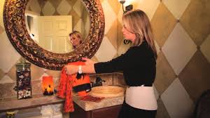 Our wide selection of halloween decorations is sure to inspire loads of halloween ideas. 10 Spooky Halloween Bathroom Decorating Ideas For 2020