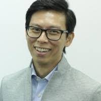 Darren Tee's Instagram, Twitter & Facebook