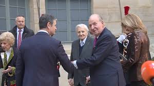 Juan Carlos I afirma que "seguramente" vendrá pronto a España durante su viaje a París