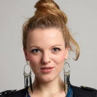 Anne Knop's Instagram, Twitter & Facebook