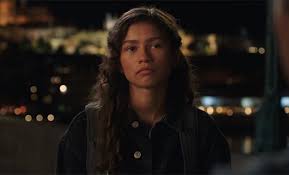 Spider Man Far From Home Star Zendaya Dyes Hair Red As Mj Homage