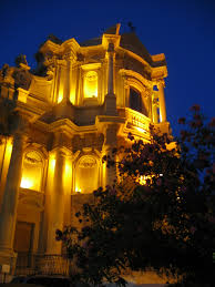 Located less than 40km southwest of syracuse, the town is home to one of sicily's most beautiful historic centres. Spatbarocke Stadte Des Val Di Noto Wikipedia