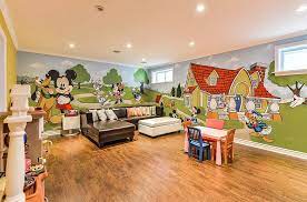 Awesome mickey and minnie room. 16 Joyful Disney Themed Bedroom Designs That Will Delight Your Kids