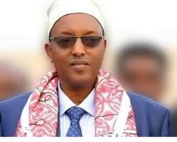 DEG-DEG: Guriga Ugaaska guud ee Samaroon Ugaas Cabdirashiid Ugaas Rooble  Ugaas Dooddi ee magaalada Jigjiga ayaa saaka la weeraray, waxaana xabsiga  loo taxaabay gabdho ay walaalo yihiin oo qaarkood dhaawacyo la gaadhsiiyey,