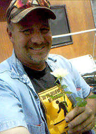 Delia Morris's Instagram, Twitter & Facebook