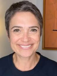 Sandra Annenberg revela que resistiu a assédio sexual no início da carreira  e perdeu espaço na TV