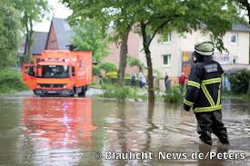 Wetterkarten & aktuelle wettervorhersage für heute & morgen ; Heftige Unwetter Toben Uber Norddeutschland Feuerwehr Magazin