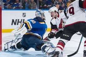 Coyotes At Blues Preview Hot Dog Here Comes Phil Kessel