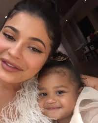 PHOTOS. Kylie Jenner : ses vacances de rêve en Italie avec son chéri Travis  Scott et sa famille