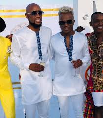 Fans also noticed that the two personalities had removed each other's surnames from their social media display names. Sa Media Personalities Somizi Mhlongo Mohale Motaung Celebrate Traditional Wedding We Ve Got The Photos Somhaletraditionalwedding
