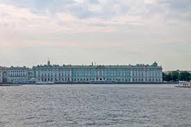Aus diesem grund nimmt er den ersten platz in der anzahl der königlichen. Winterpalast Sankt Petersburg Mit Newa Entdeckerreisen