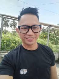 If you have this 'weed' in your compound you actually have gold but you  don't know... 💬👀