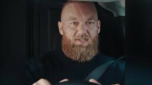 Vor wenigen Wochen erhielten unsere langjährigen Kolleginnen und Kollegen  in Ostwestfalen eine kleine, aber feierliche Übergabe anlässlich Ihres  Jubiläums. 🎉 Auf jeden wartete als Dankeschön für ihren täglichen Einsatz  ein Präsentkorb. 🎁