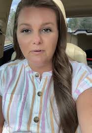 Devan Riley's Instagram, Twitter & Facebook