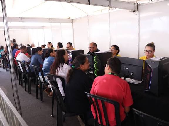 Carreta da Inclusão percorre o DF e atende 5 mil pessoas | Jornal de Brasília