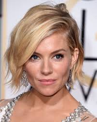 No need to go platinum to get sienna's look. Sienna Miller Hair Every One Of Sienna Miller S Bohemian Hair Styles