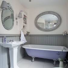 Pin By Jamie Duncan On Painting And Home Improvement Traditional Bathroom Small Bathroom Bathroom Interior