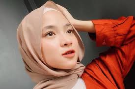 #idntimeslife kamu tim tasya atau talita nih? Dituduh Pelakor Selingkuh Yuk Intip Gaya Hijab Nissa Sabyan