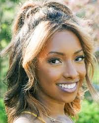 Latoya Barlow's Instagram, Twitter & Facebook