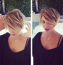 To get kaley cuoco's hairstyle, start by applying a gel to damp hair. Kaley Cuoco Short Haircut Layered Hairstyle Popular Haircuts