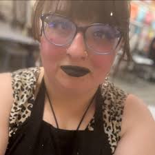 Here's a little sketchy sketch I'm in! Enjoy!