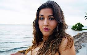 Ria Del Mar (@riadelmarmusic) • Instagram photos and videos