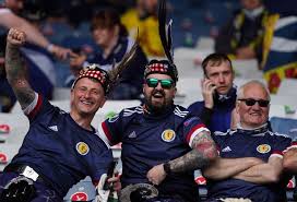 Getty images) experts predict heavy rain, which usually reduces the chance. 20 000 Ticketless Scotland Fans To Descend On London Despite Desperate Pleas To Stay Home Mirror Online