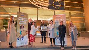 September september is childhood cancer, leukemia, lymphoma, uterine cancer, ovarian cancer, prostate cancer and thyroid cancer awareness month. Shining A Light On Childhood Cancer Awareness Month