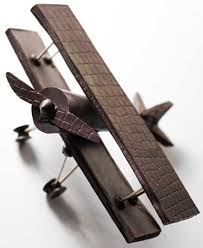 Plane Have To Preserve This One Lol Lovee Sculptures En Chocolat Decoration Chocolat Pieces En Chocolat